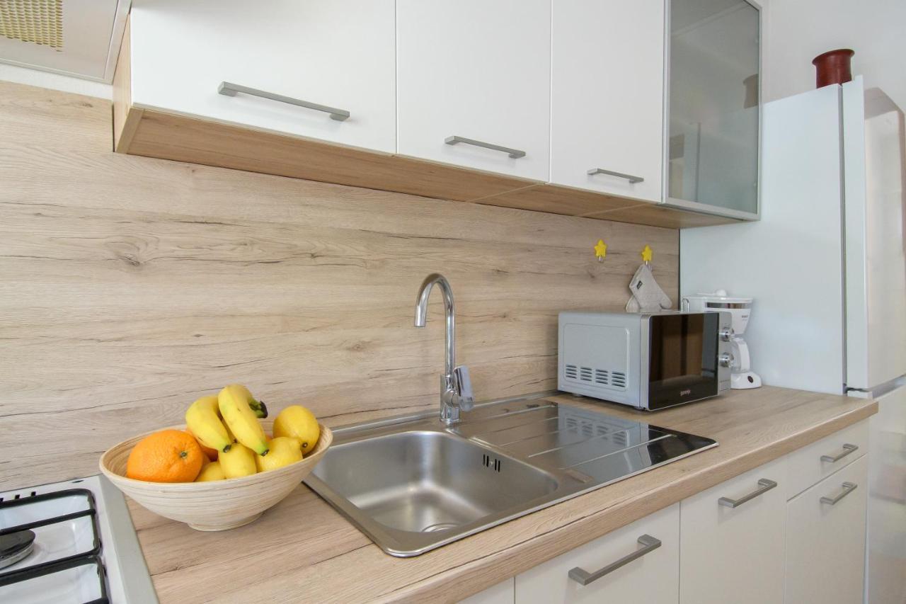 Apartman Alba Karigador Exterior foto